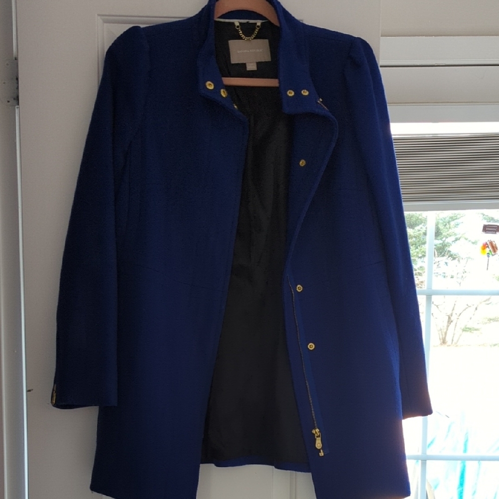 Elegant Blue Women's Coat